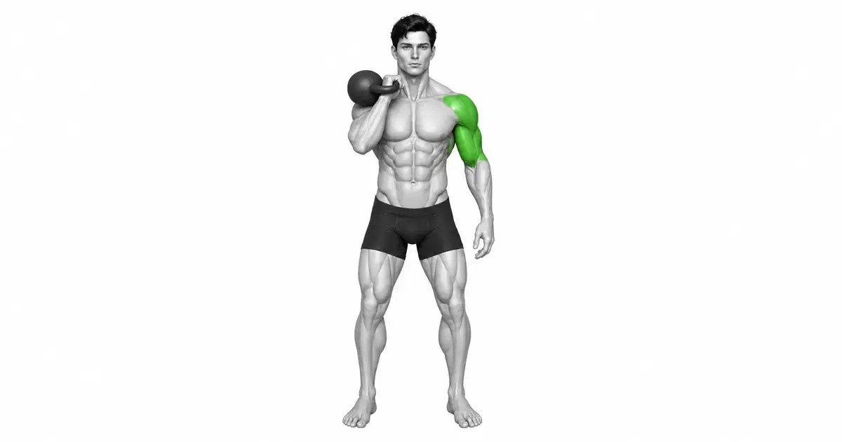 Persiapan menekan sambil memegang kettlebell dalam posisi rak